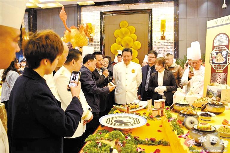 隴菜藝術盛典聚焦隴菜經(jīng)濟新成就——中國烹飪大師、甘肅省隴菜協(xié)會會長趙長安專訪