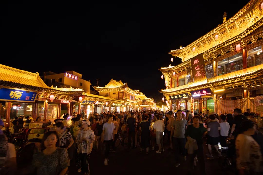 古風(fēng)、華美、浪漫、美味……現(xiàn)實(shí)版“清明上河圖”，就在這里！