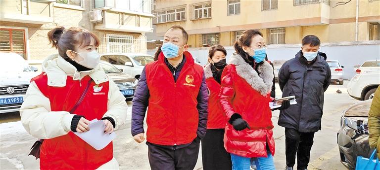 【新春走基層】解決雞毛蒜皮 感受社區(qū)“微幸?！?>
        </a><em>【新春走基層】解決雞毛蒜皮 感受社區(qū)“微幸?！?/em></li>
    <li><a  target=