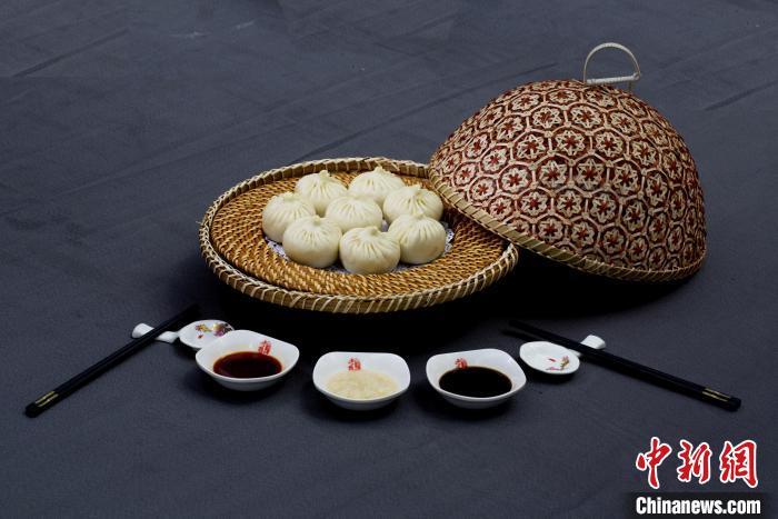 圖為甘肅臨夏回族自治州美味——河州包子。(資料圖) 臨夏州委宣傳部供圖