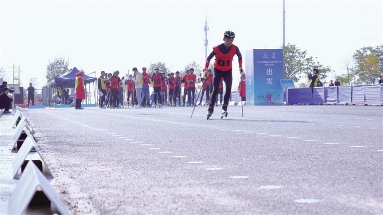 2025年甘肅省大眾冰雪推廣季滑輪公開賽